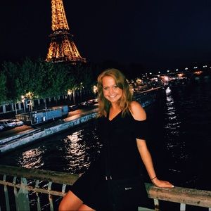 Meet your Posher, Kelsi